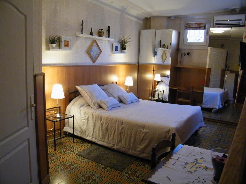 Chambres D'Hotes La Maison Sur Le Port เมซ ห้อง รูปภาพ